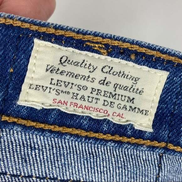 Levis Wedgie Straight Jeans Blue Revolve Size 29 x 26 Button Fly High Rise Denim - Picture 12 of 13